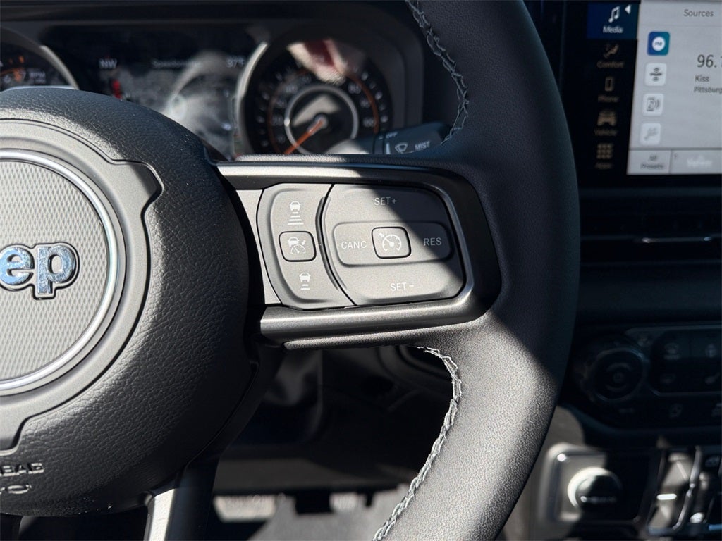 2026 Jeep Gladiator Sport S