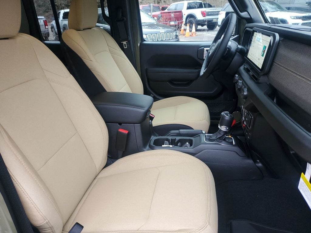 2026 Jeep Gladiator Sport