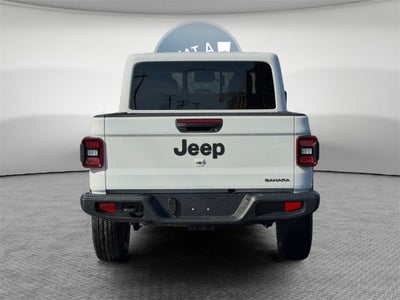 2026 Jeep Gladiator Base