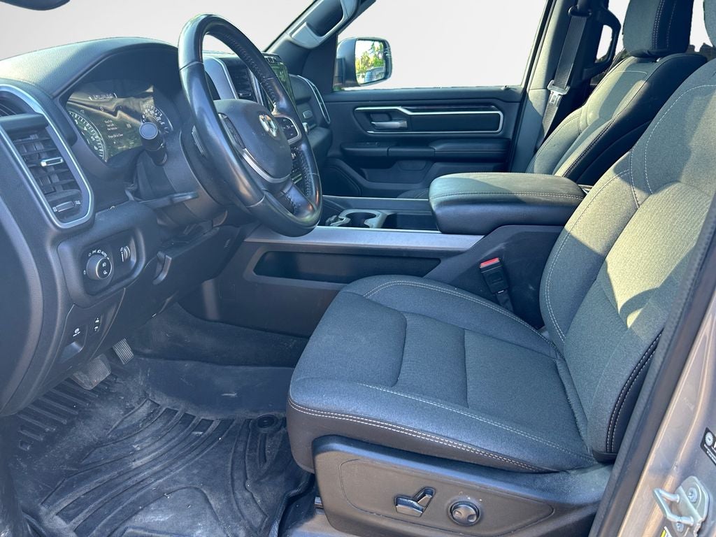 2023 RAM 1500 Big Horn Crew Cab 4x4 5'7' Box