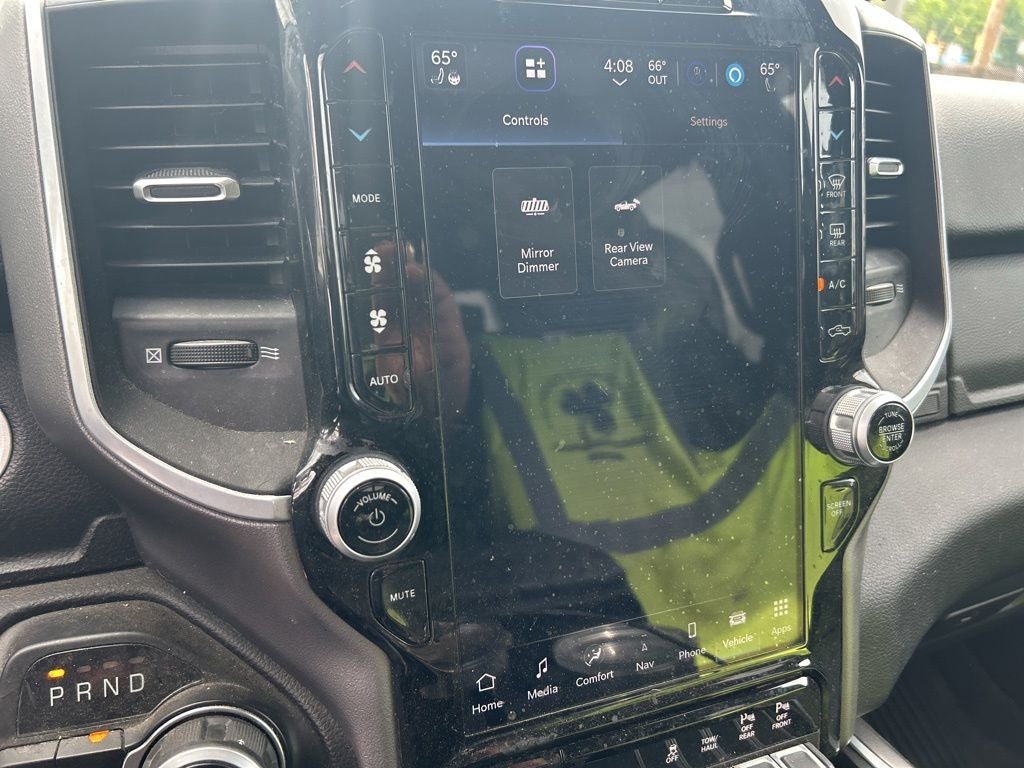 2023 RAM 1500 Big Horn Crew Cab 4x4 5'7' Box