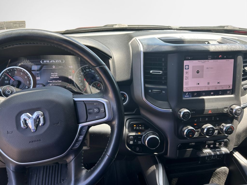 2022 RAM 1500 Big Horn Crew Cab 4x4 5'7' Box