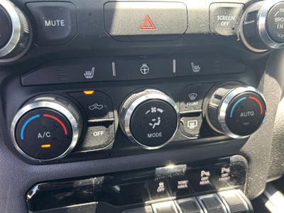 2022 RAM 1500 Big Horn Crew Cab 4x4 5'7' Box