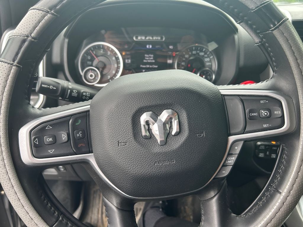 2022 RAM 1500 Big Horn Quad Cab 4x4 6'4' Box