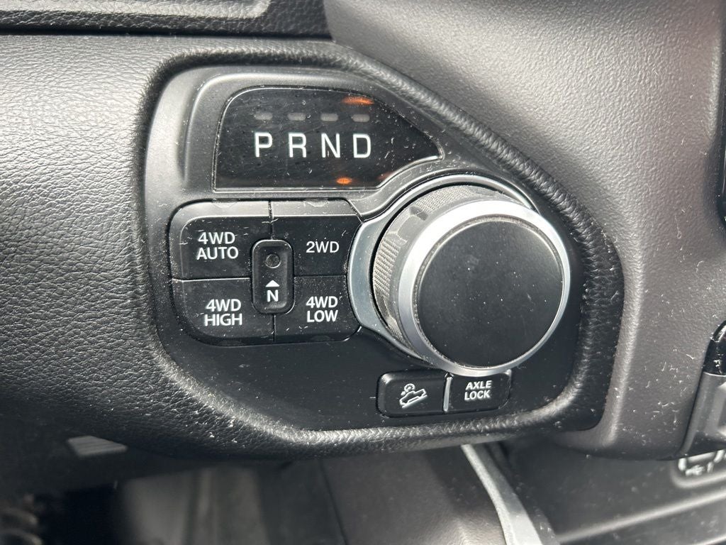 2022 RAM 1500 Big Horn Quad Cab 4x4 6'4' Box