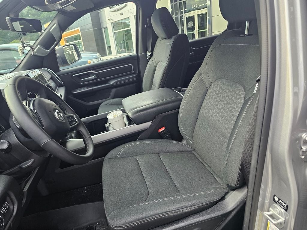 2025 RAM 1500 Big Horn Crew Cab 4x4 5'7' Box