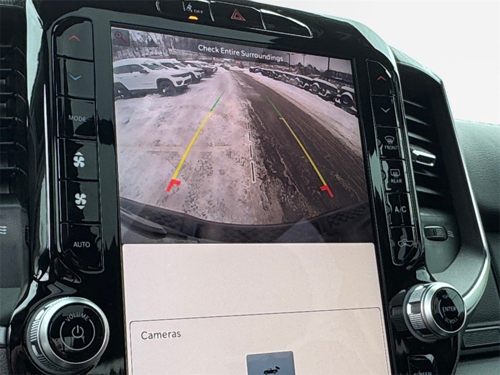 2026 RAM 1500 Big Horn/Lone Star Black Widow