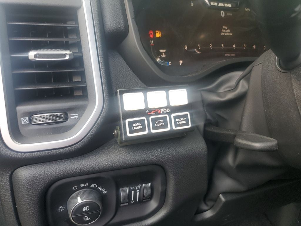 2026 RAM 1500 RAM 1500 BIG HORN CREW CAB 4X4 5'7' BOX