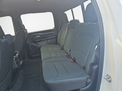 2022 RAM 1500 Big Horn Crew Cab 4x4 5'7' Box