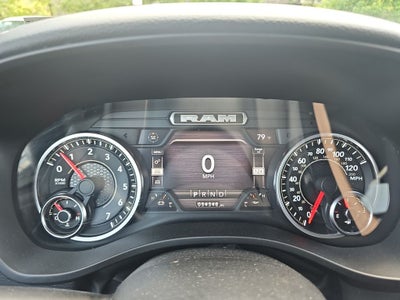 2022 RAM 1500 Big Horn Crew Cab 4x4 5'7' Box
