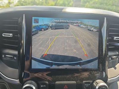 2022 RAM 1500 Big Horn Crew Cab 4x4 5'7' Box