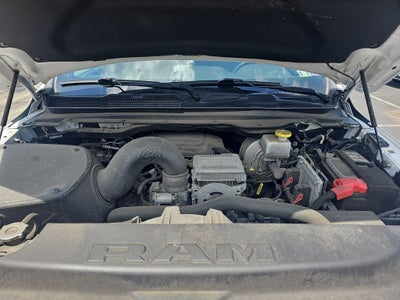 2022 RAM 1500 Big Horn Crew Cab 4x4 5'7' Box