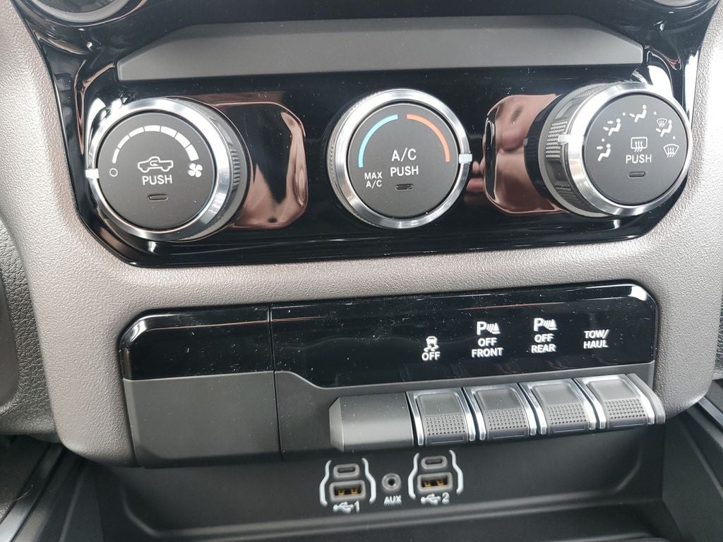 2026 RAM 1500 Express