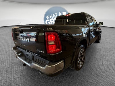 2026 RAM 1500 Laramie Crew Cab 4x4 5'7' Box