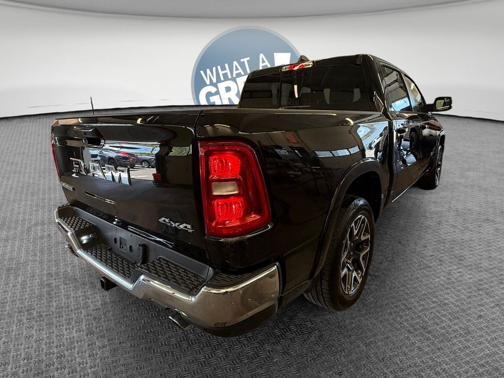 2026 RAM 1500 Laramie Crew Cab 4x4 5'7' Box