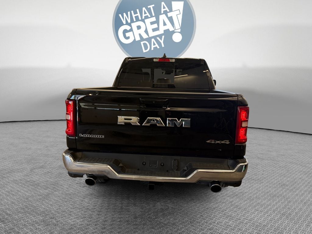 2026 RAM 1500 Laramie Crew Cab 4x4 5'7' Box