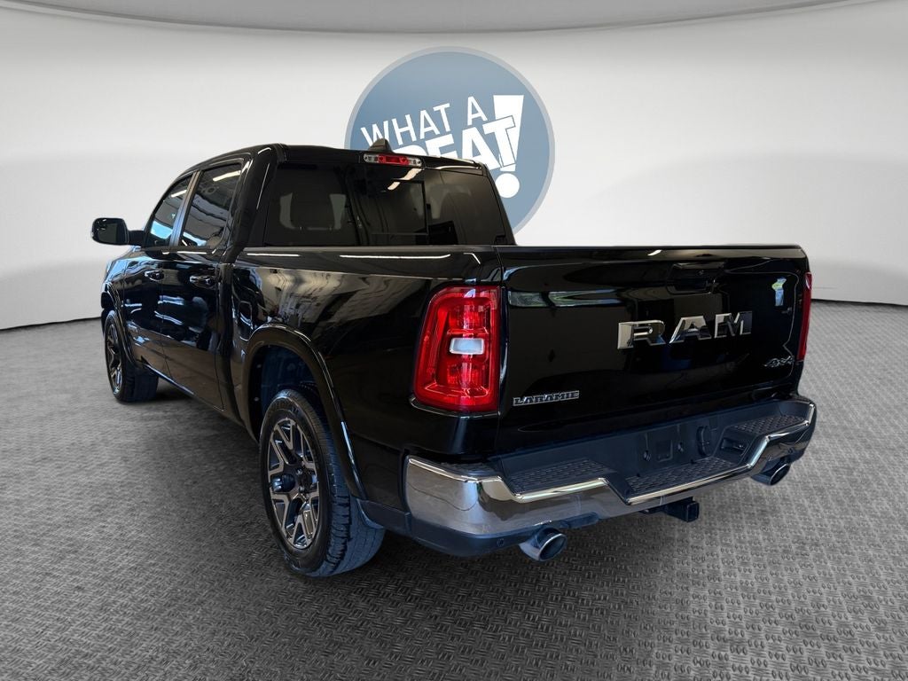 2026 RAM 1500 Laramie Crew Cab 4x4 5'7' Box
