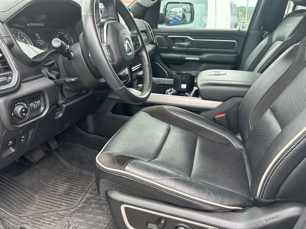 2023 RAM 1500 Laramie Crew Cab 4x4 5'7' Box