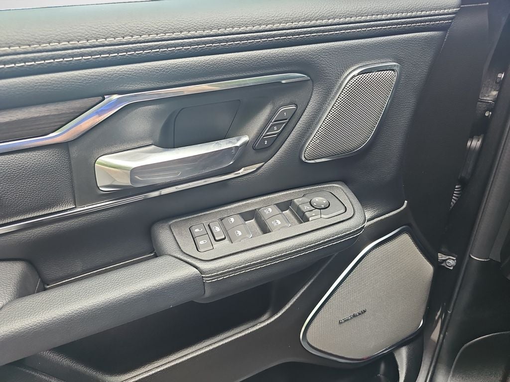 2026 RAM 1500 Laramie BLACK WIDOW
