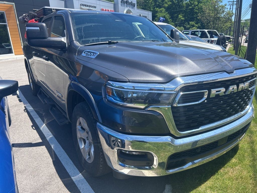 2025 RAM 1500 Big Horn Crew Cab 4x4 6'4' Box