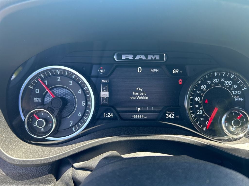 2025 RAM 1500 Big Horn Crew Cab 4x4 6'4' Box