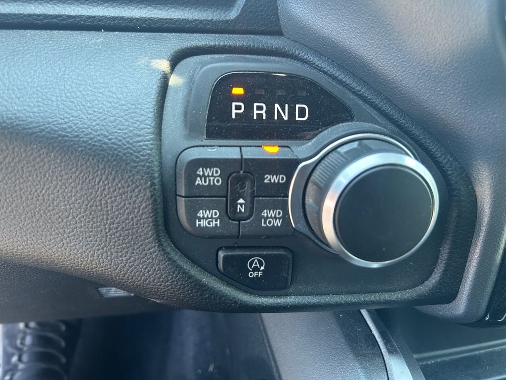 2025 RAM 1500 Big Horn Crew Cab 4x4 6'4' Box