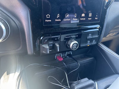 2025 RAM 1500 Big Horn Crew Cab 4x4 6'4' Box