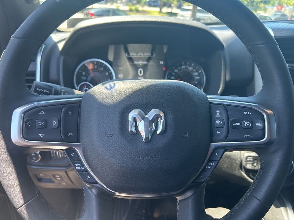 2025 RAM 1500 Big Horn Crew Cab 4x4 6'4' Box