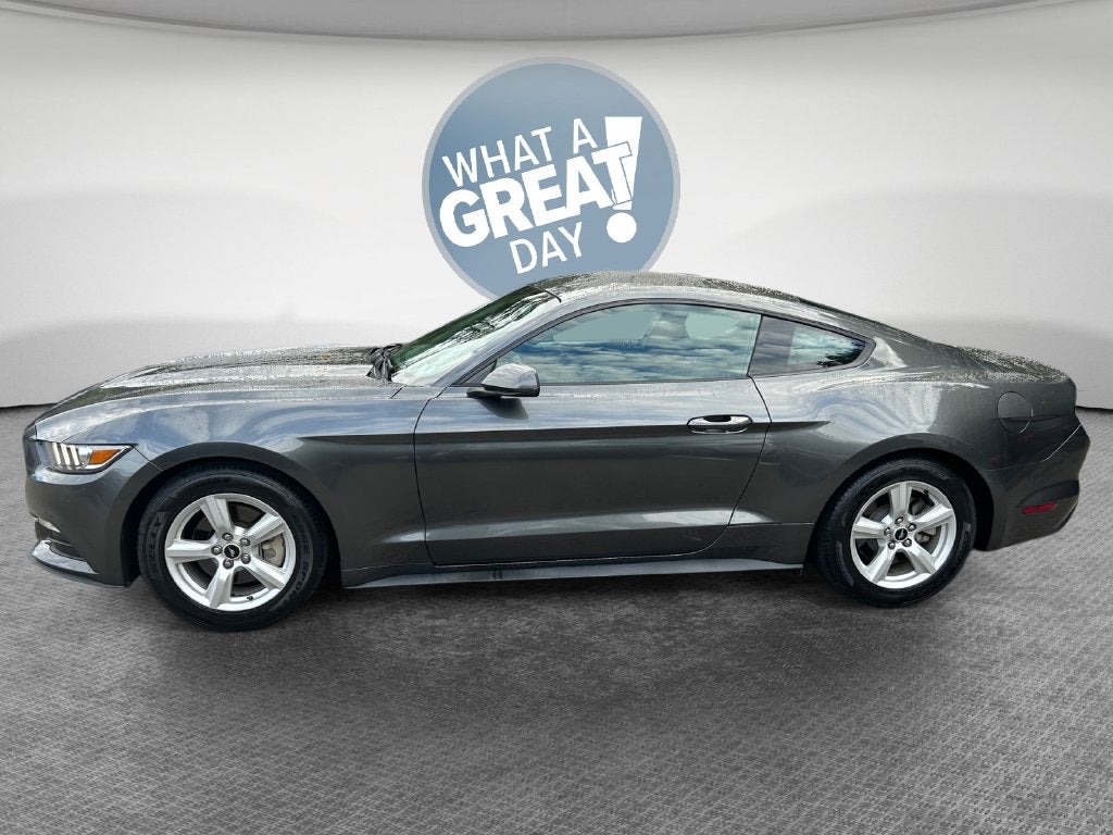 2017 Ford Mustang V6
