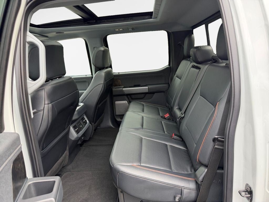 2025 Ford Super Duty F-350 SRW Pickup Lariat