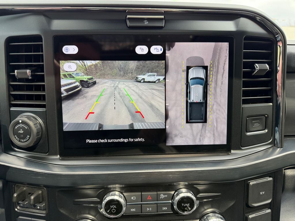 2025 Ford Super Duty F-350 SRW Pickup Lariat