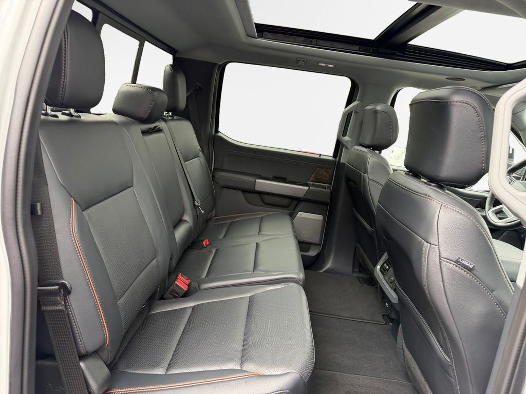 2025 Ford Super Duty F-350 SRW Pickup Lariat