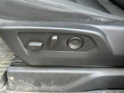 2022 Chevrolet Silverado 1500 4WD Crew Cab Short Bed RST