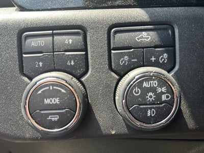 2022 Chevrolet Silverado 1500 4WD Crew Cab Short Bed RST