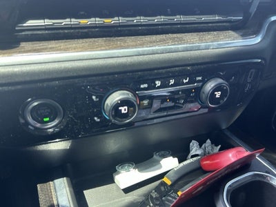 2022 Chevrolet Silverado 1500 4WD Crew Cab Short Bed RST
