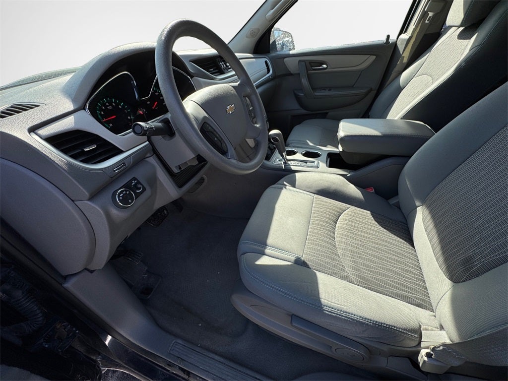 2017 Chevrolet Traverse LS