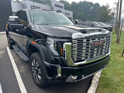 2025 GMC Sierra 2500HD Denali