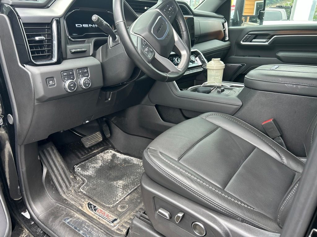 2025 GMC Sierra 2500HD Denali