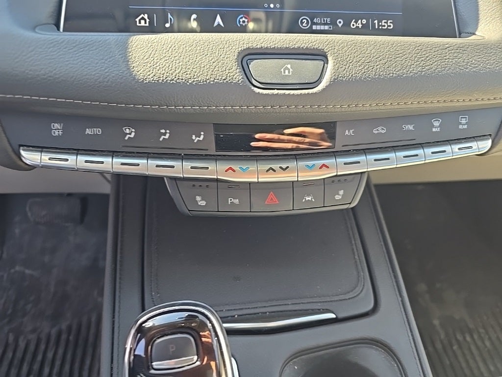 2023 Cadillac XT4 Luxury