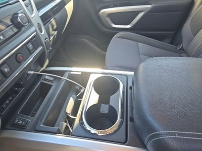 2020 Nissan Titan SV