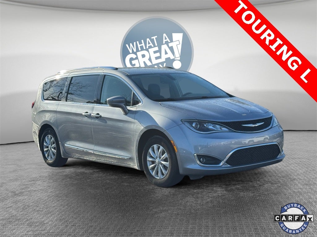 2019 Chrysler Pacifica Touring L
