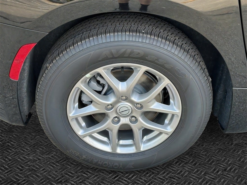 2026 Chrysler Voyager LX