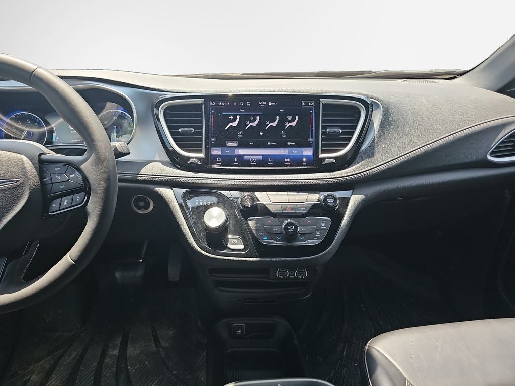 2023 Chrysler Pacifica Touring L AWD