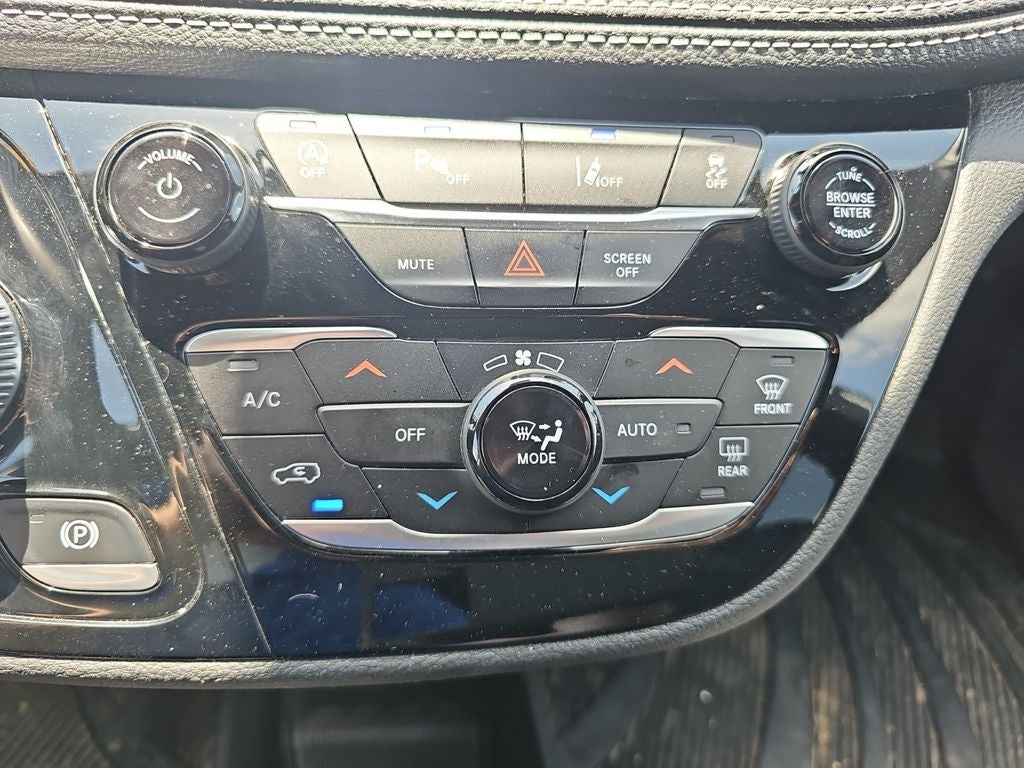 2023 Chrysler Pacifica Touring L AWD