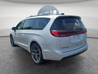 2023 Chrysler Pacifica Touring L AWD