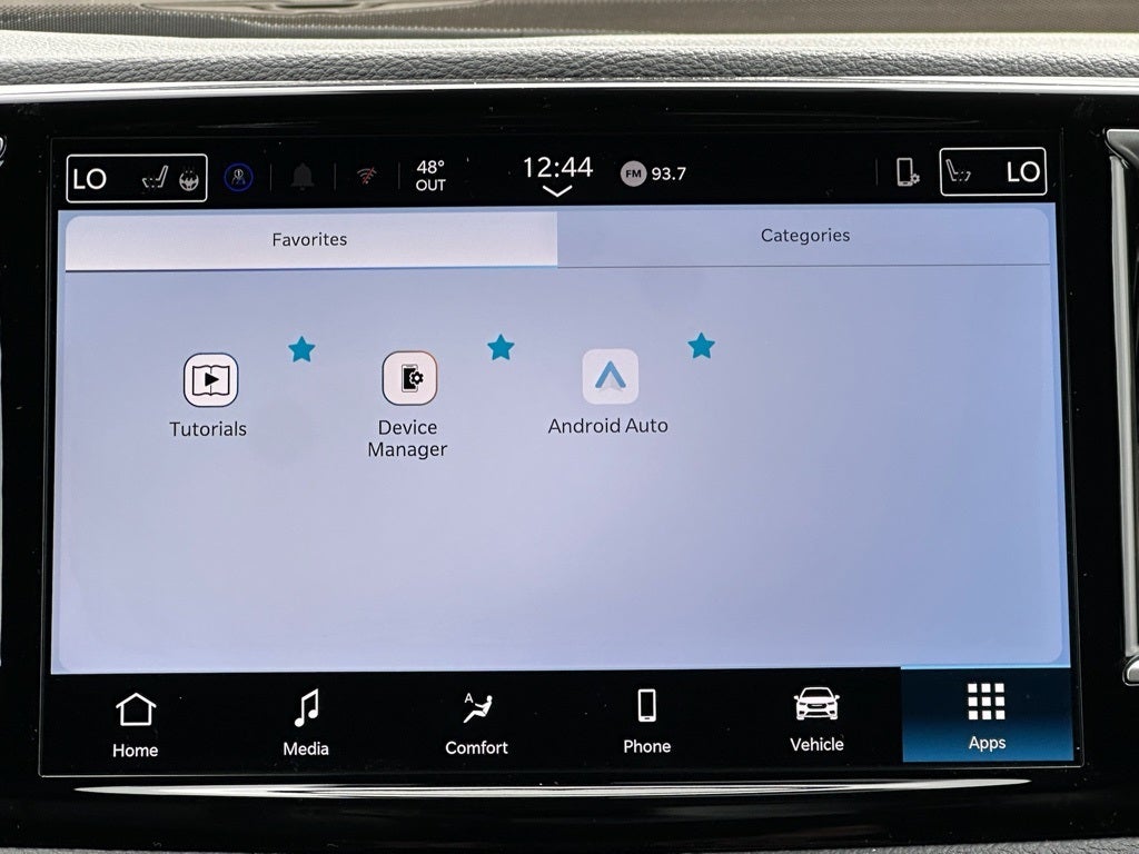 2026 Chrysler Pacifica Select