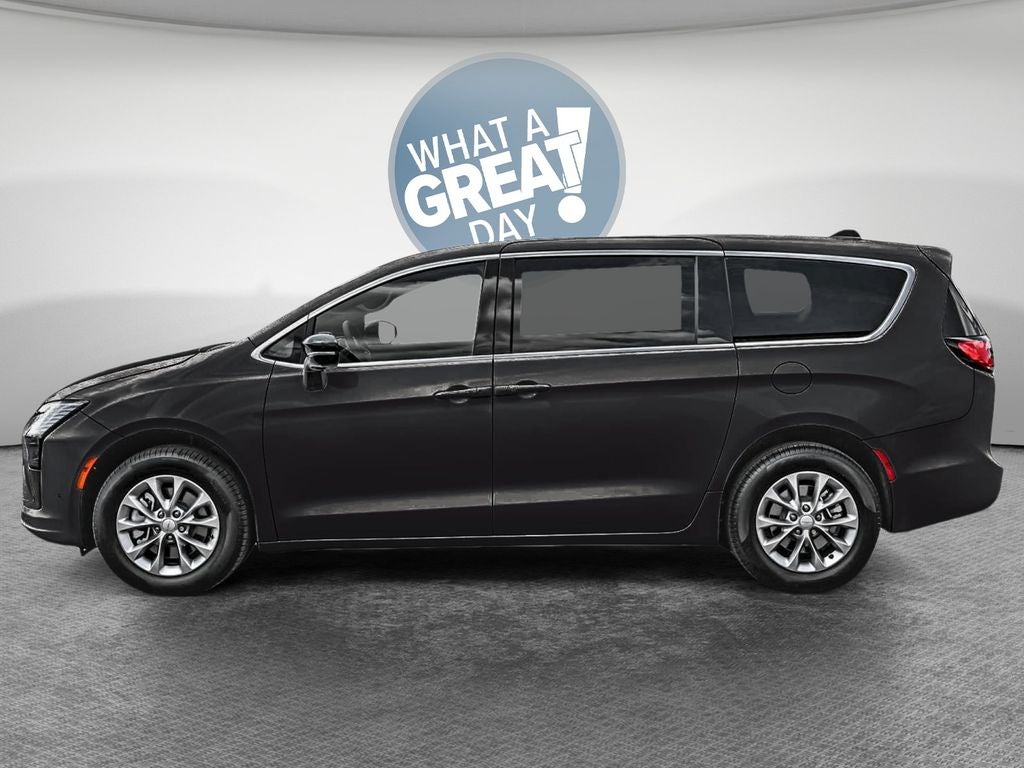 2027 Chrysler Pacifica PACIFICA LIMITED AWD