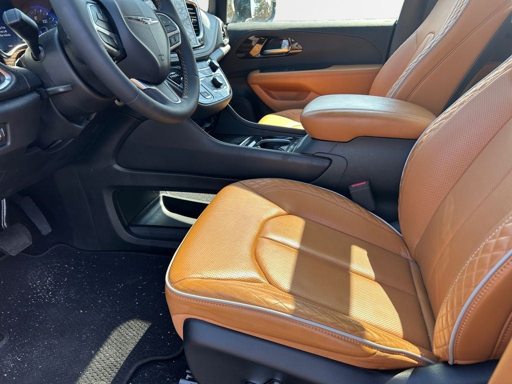 2023 Chrysler Pacifica Pinnacle