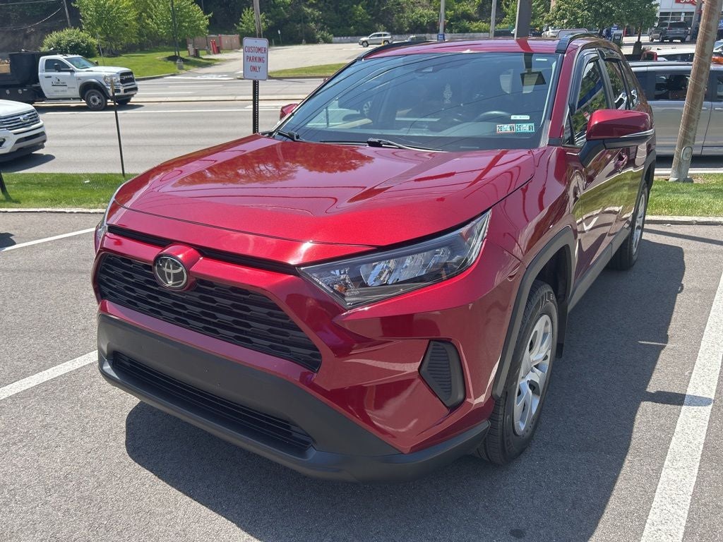 2020 Toyota RAV4 LE