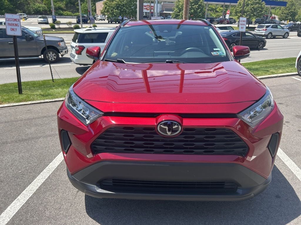 2020 Toyota RAV4 LE